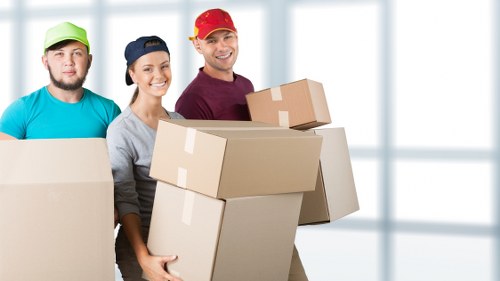 Careful loading and transport for a same-day removal job