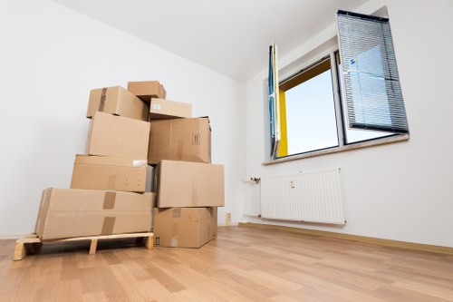Careful packing and transport support for a Hackney house move
